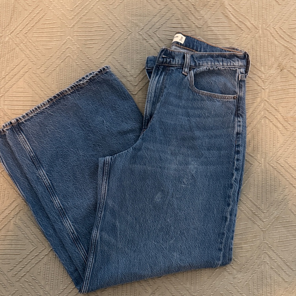 A&F wide leg, high rise